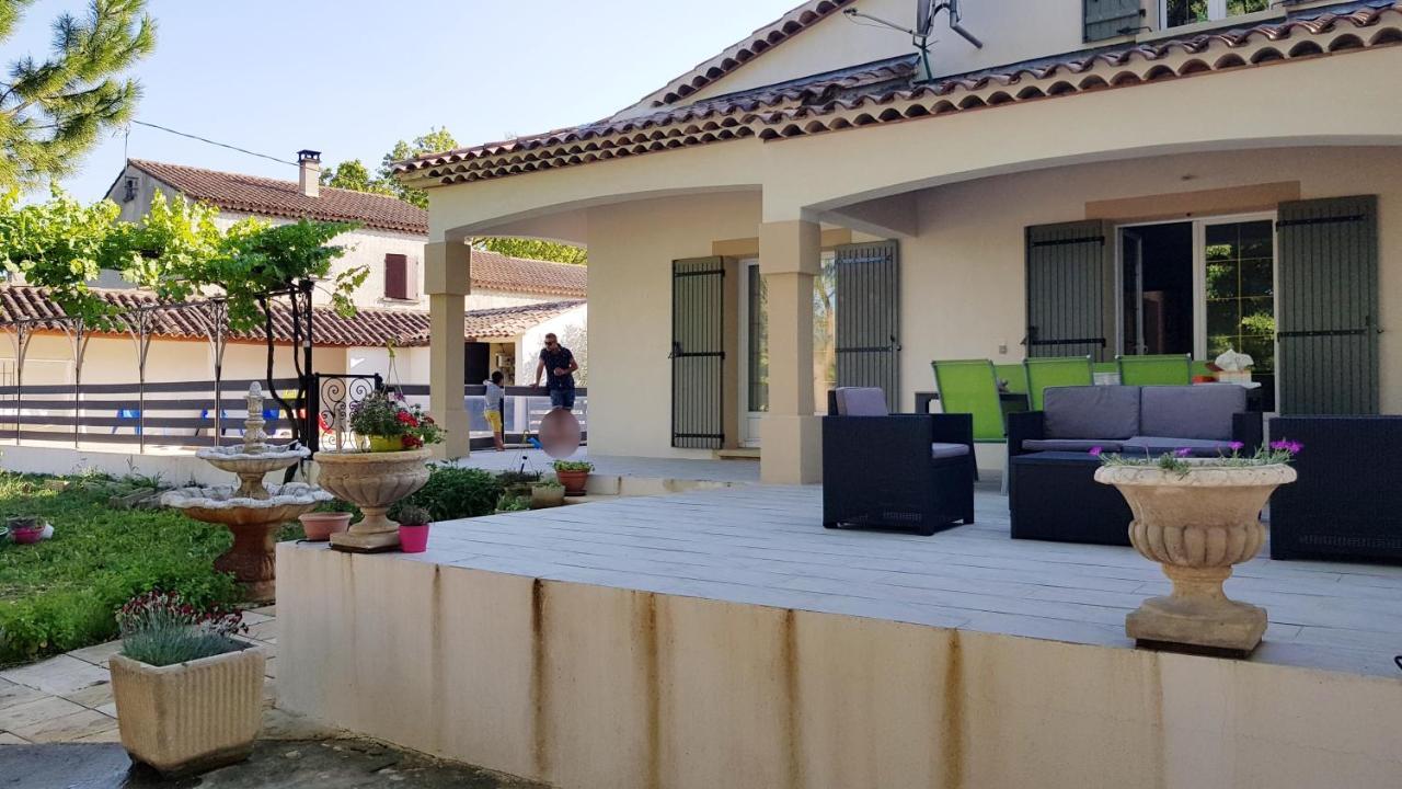 Charmante Maison Climatisee Vedene - Avignon Avec Piscine エクステリア 写真