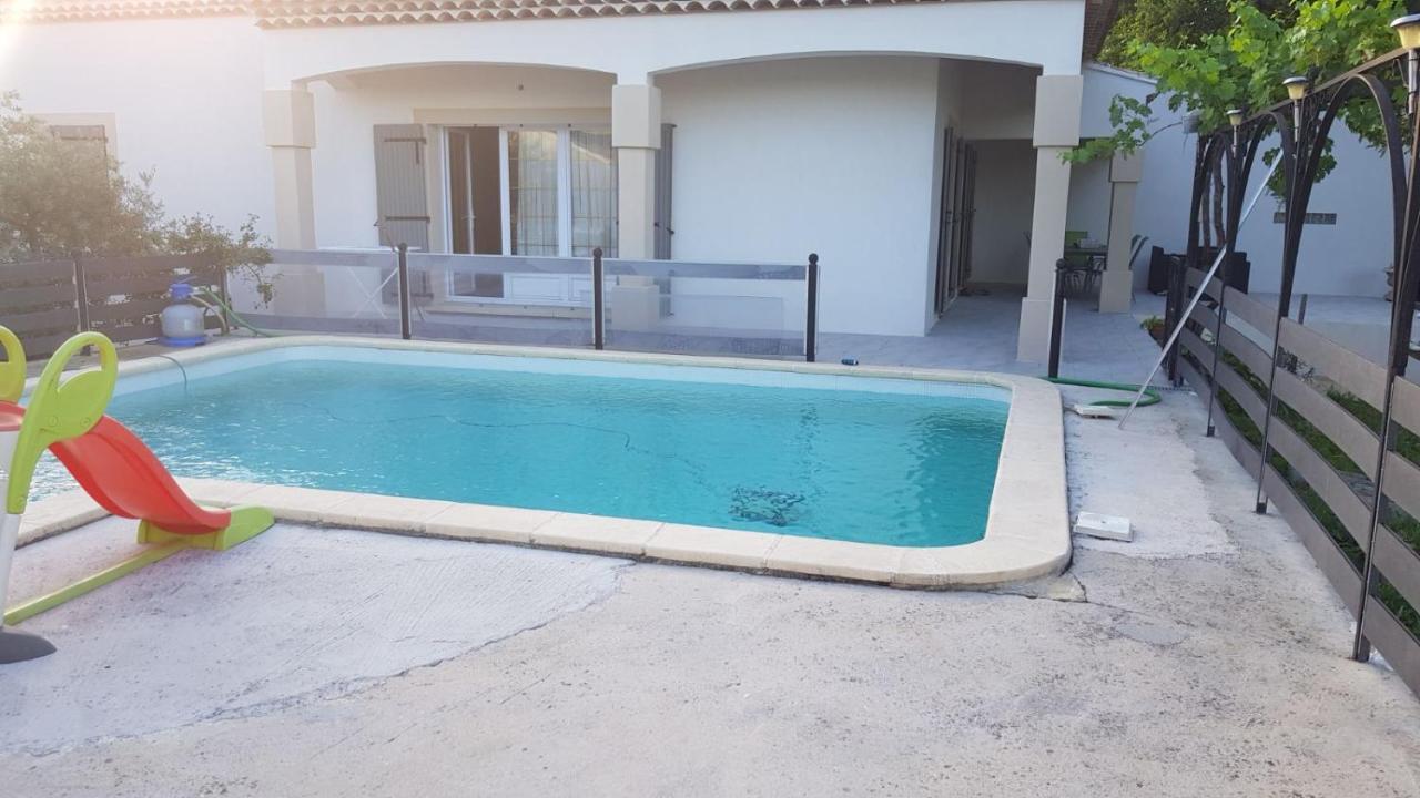 Charmante Maison Climatisee Vedene - Avignon Avec Piscine エクステリア 写真